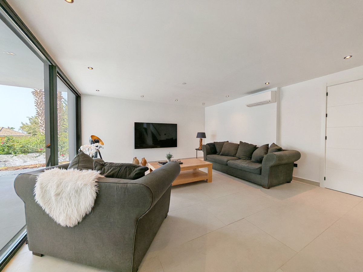 Villa for sale in Marbella