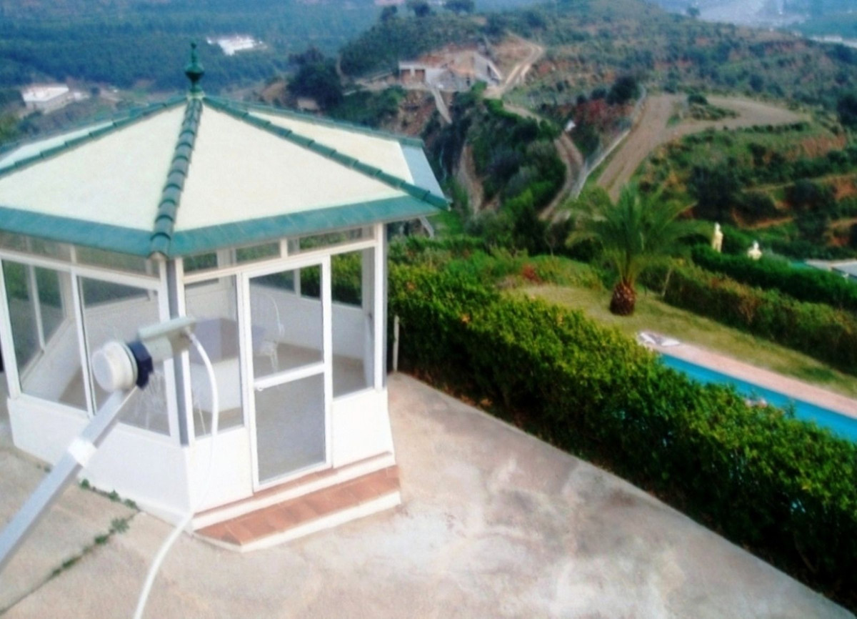 Villa for sale in Mijas