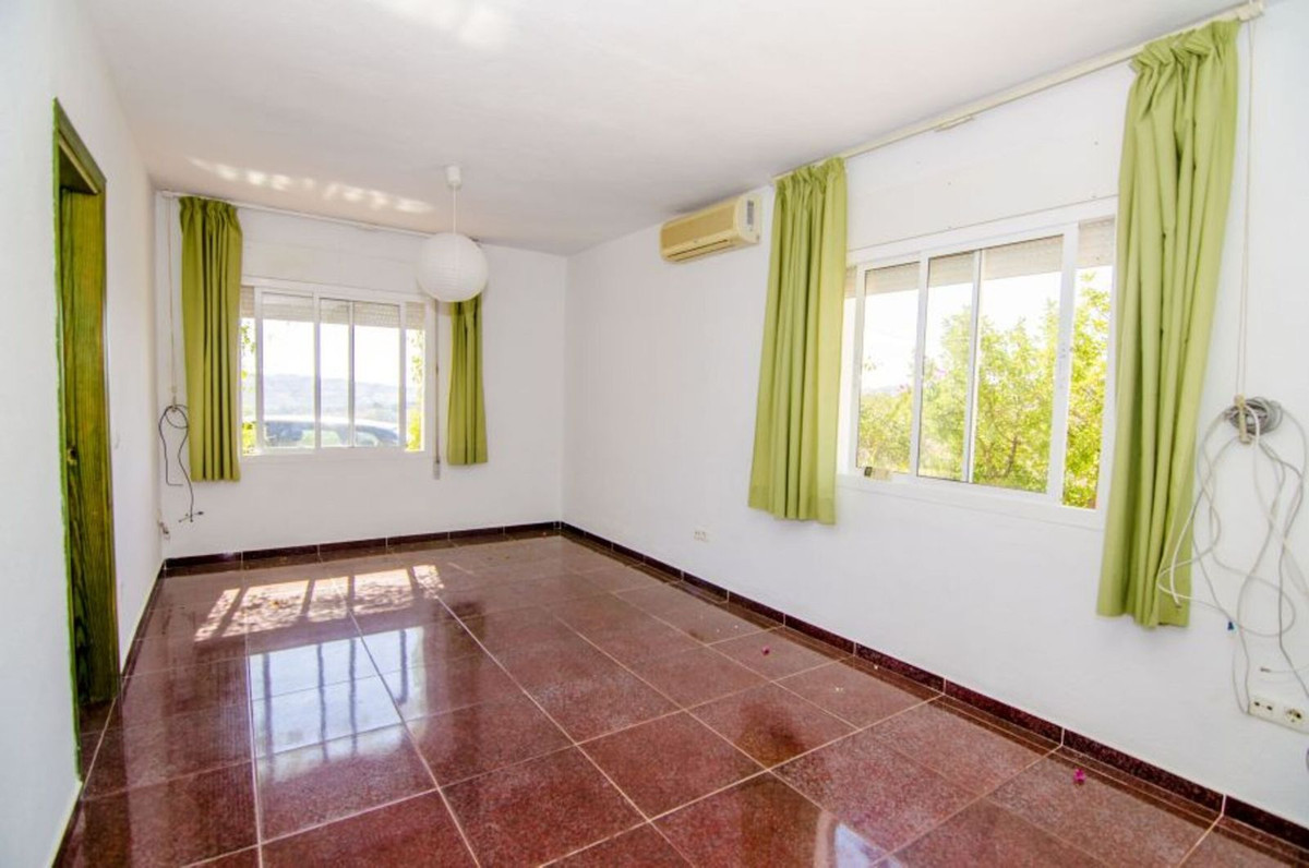 Villa for sale in Mijas