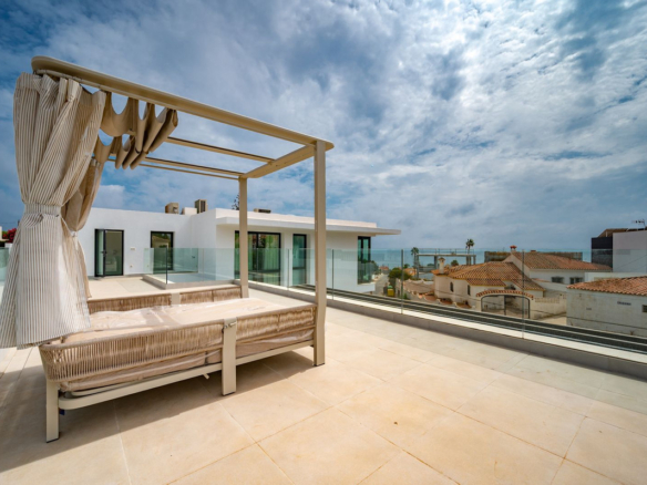 Villa for sale in Mijas