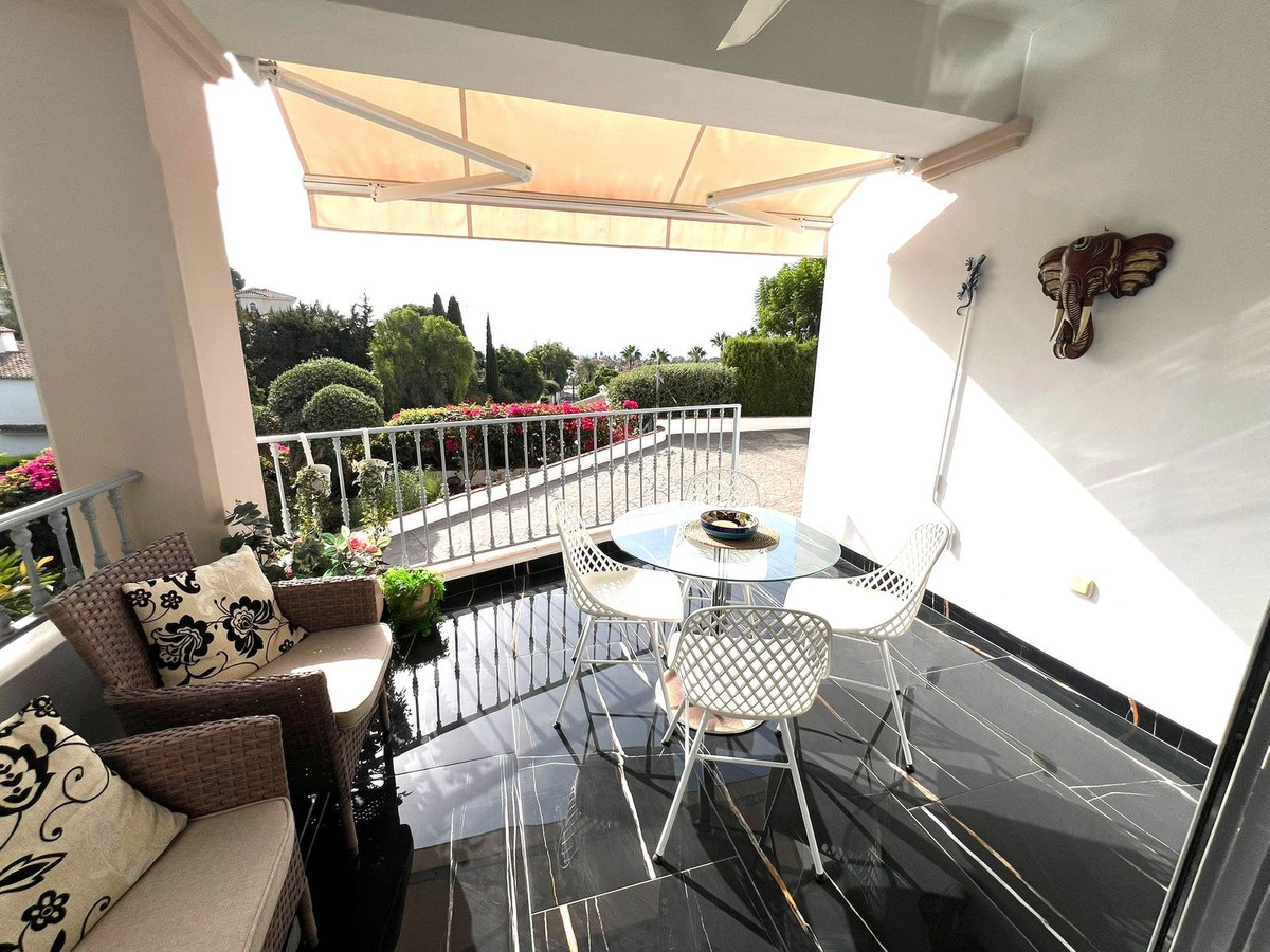 Villa for sale in Mijas