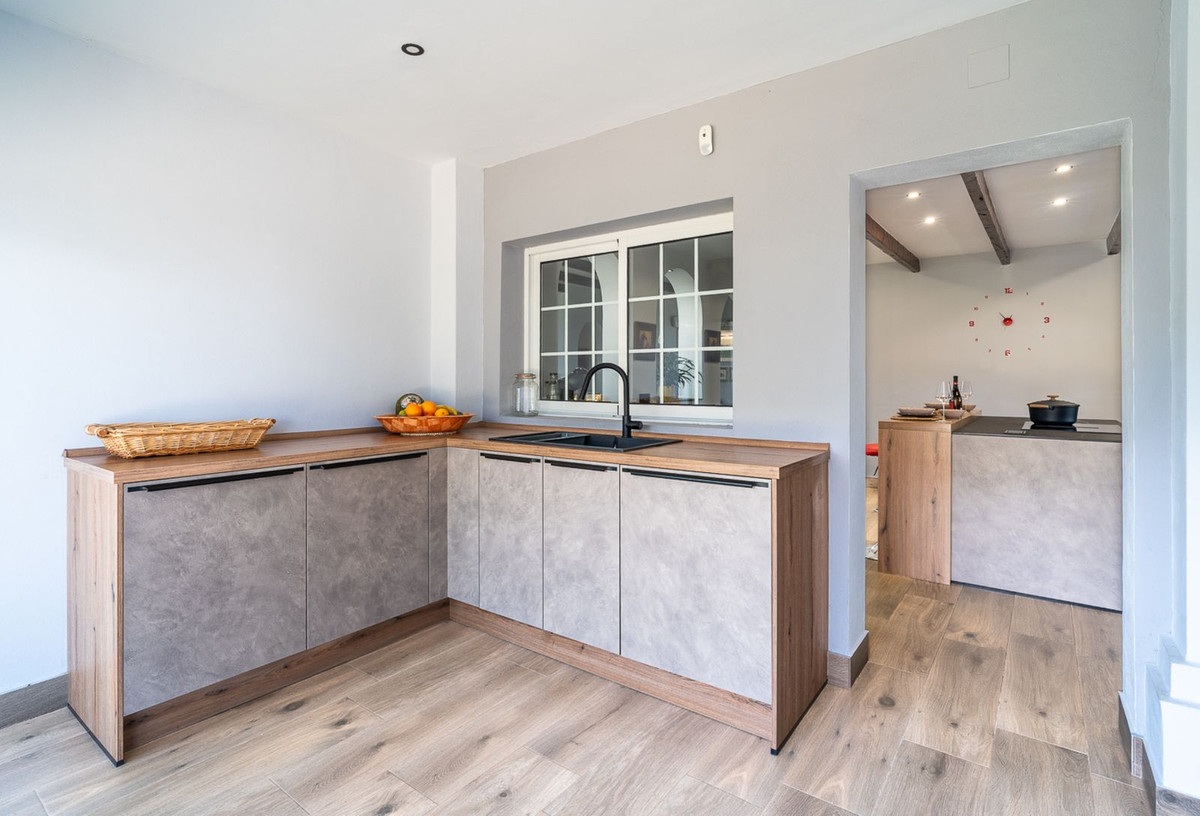 Villa for sale in Mijas