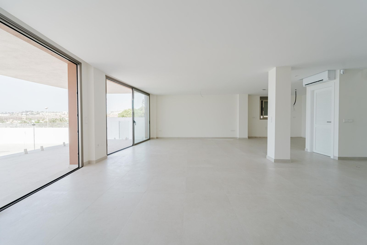 Villa for sale in Mijas