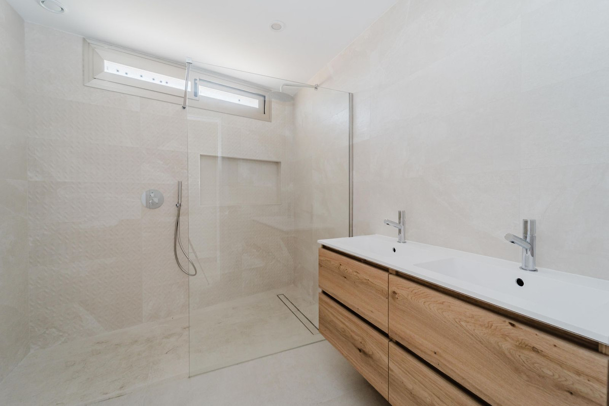 Villa for sale in Mijas