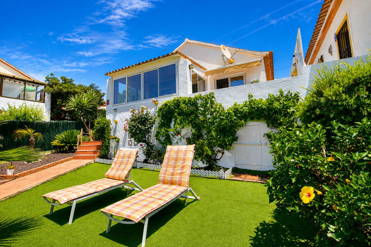 Villa for sale in Mijas