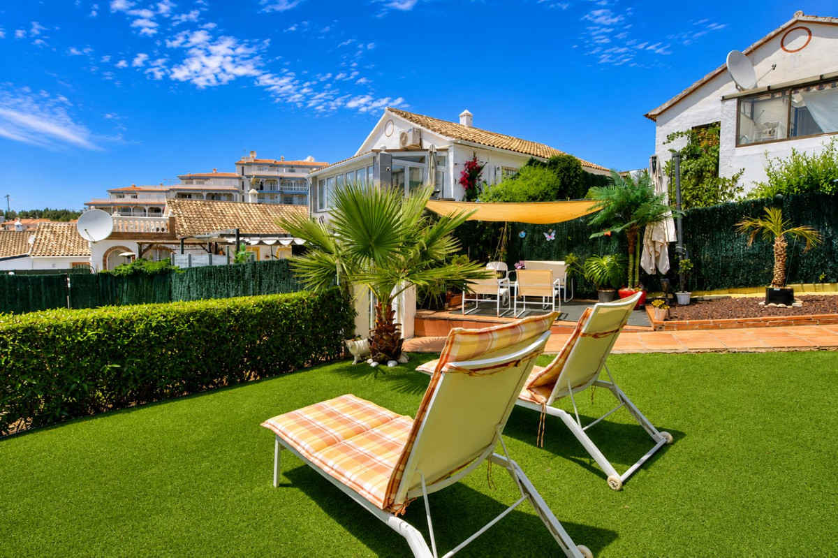 Villa for sale in Mijas