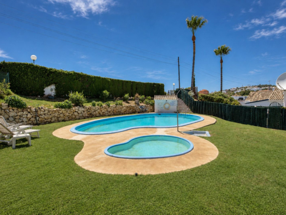 Villa for sale in Mijas
