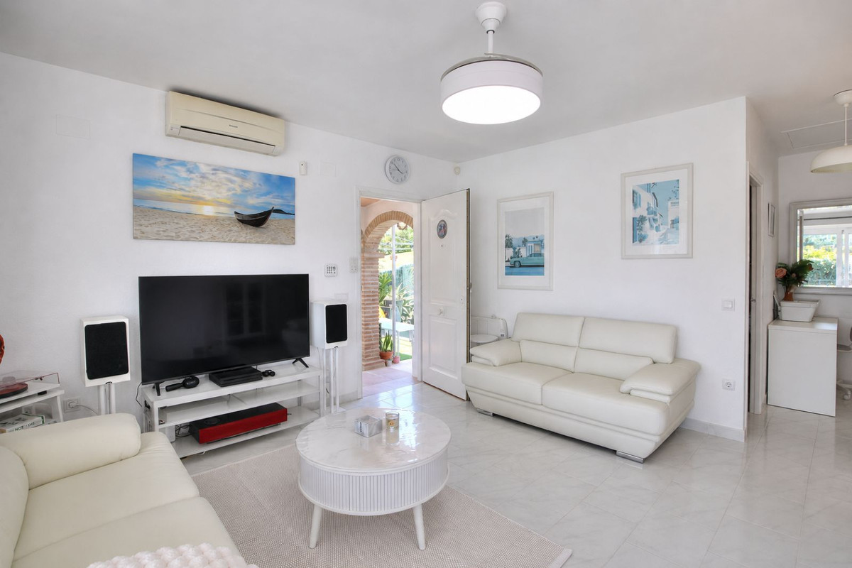 Villa for sale in Mijas