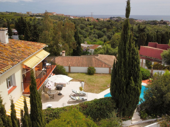 Villa for sale in Mijas