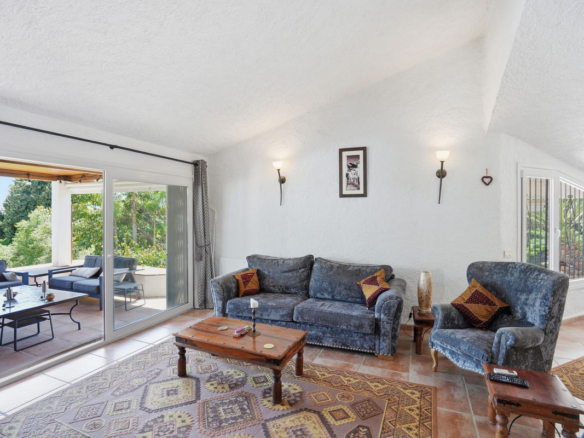 Villa for sale in Mijas