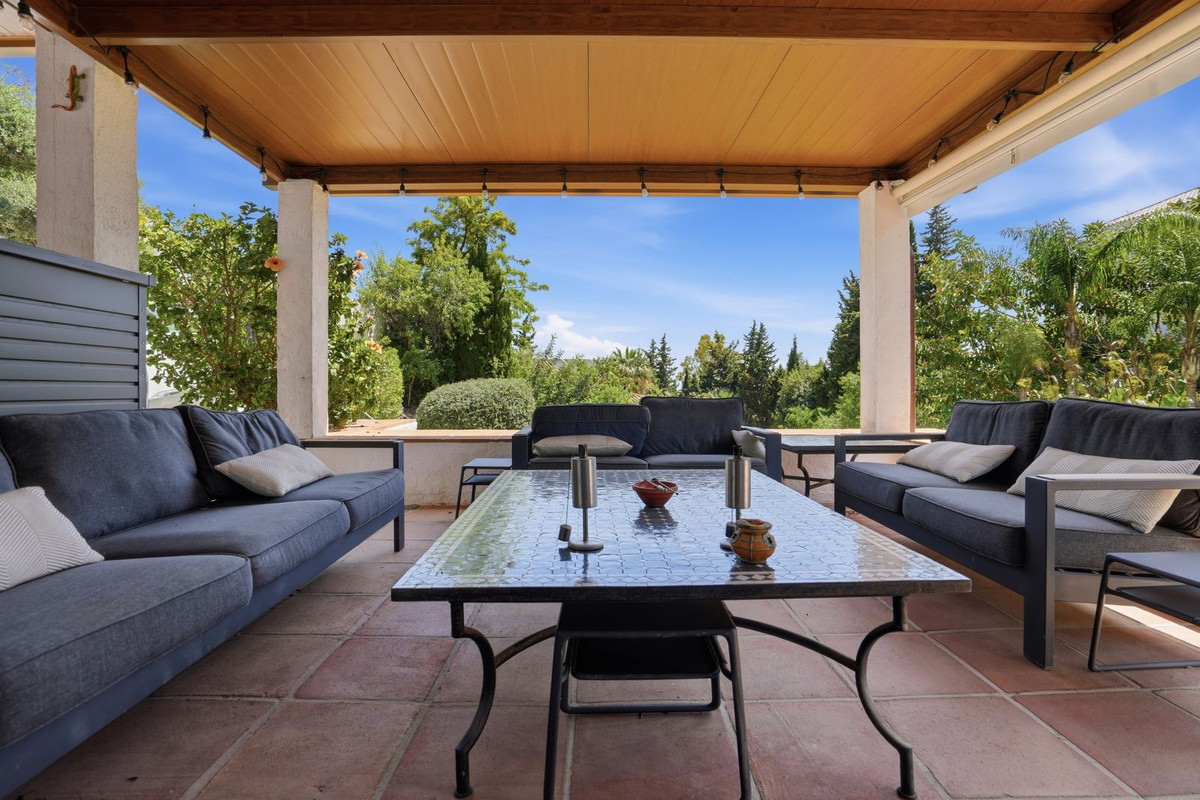 Villa for sale in Mijas