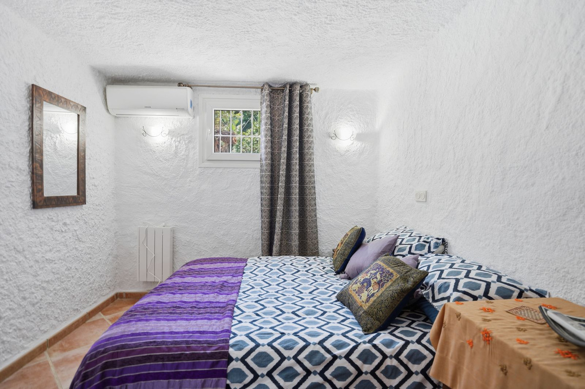 Villa for sale in Mijas