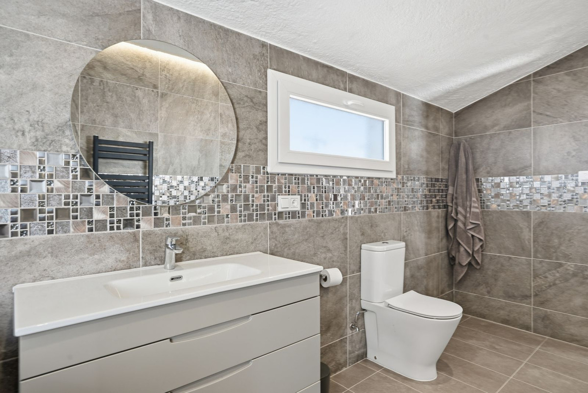 Villa for sale in Mijas