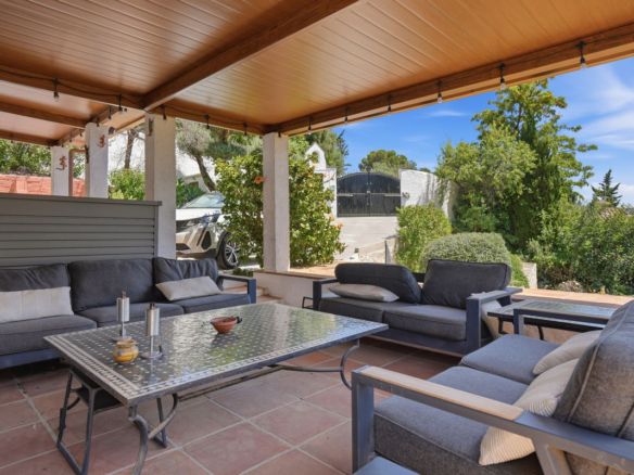 Villa for sale in Mijas