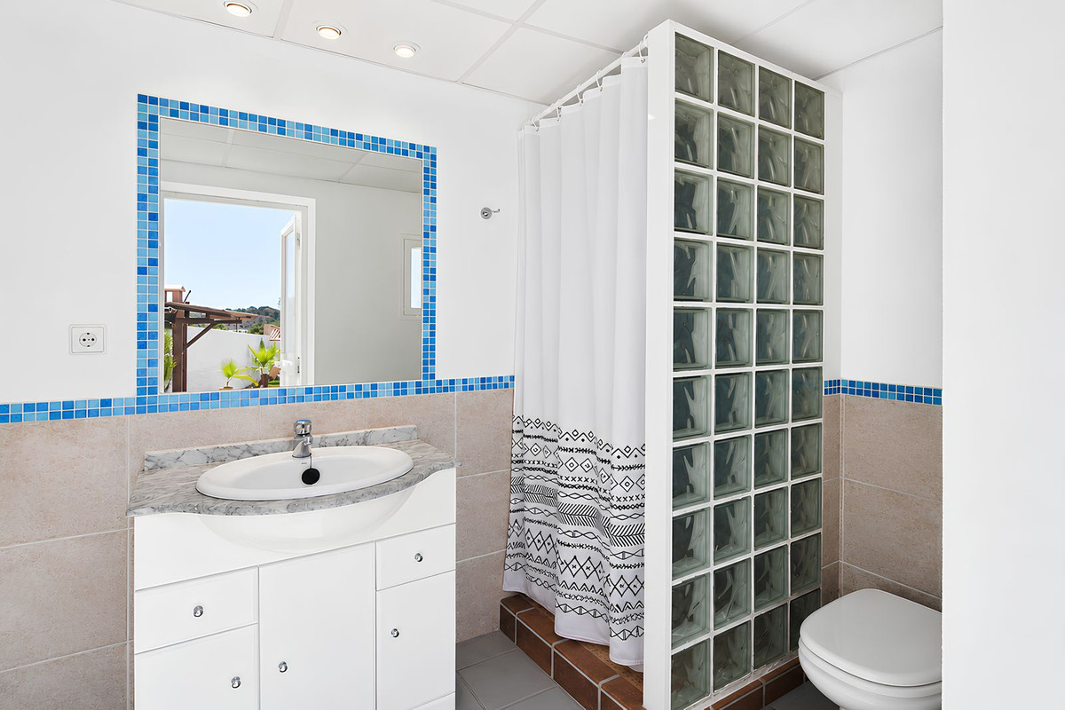 Villa for sale in Mijas