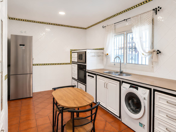 Villa for sale in Mijas