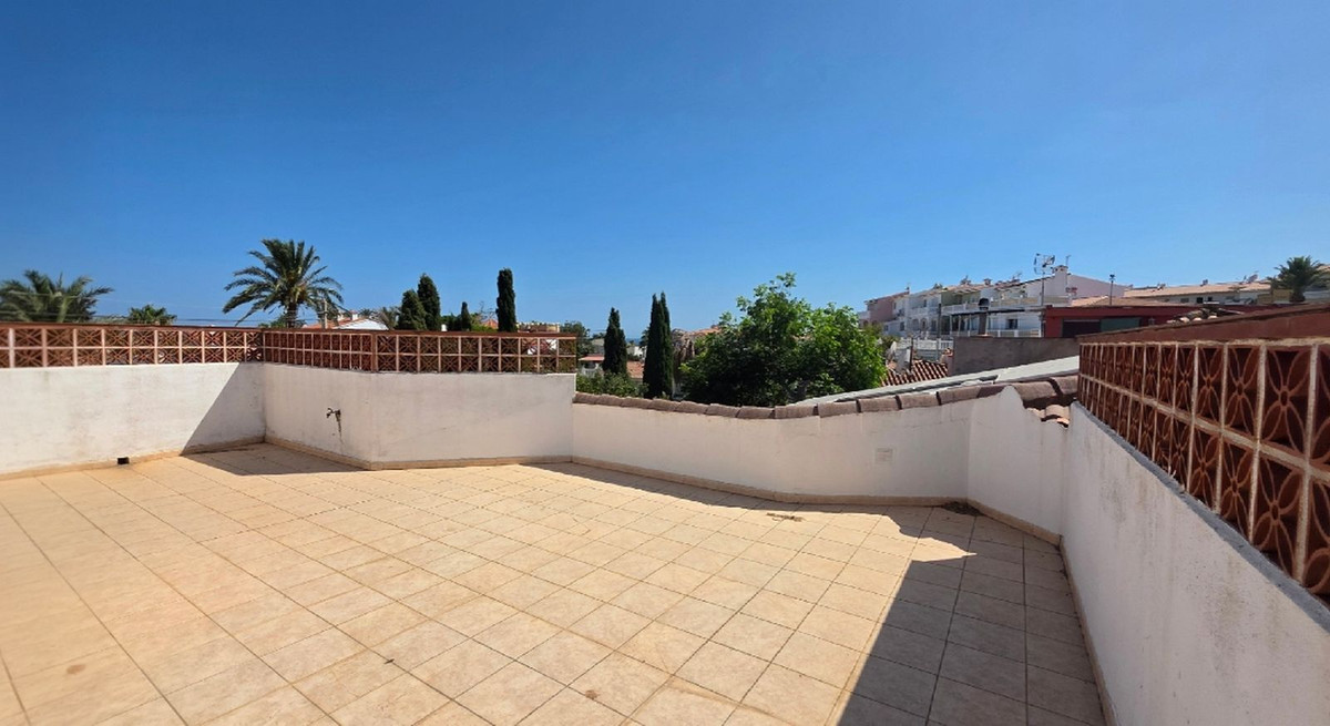 Villa for sale in Mijas