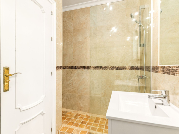 Villa for sale in Mijas