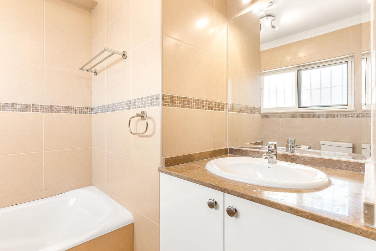 Villa for sale in Mijas