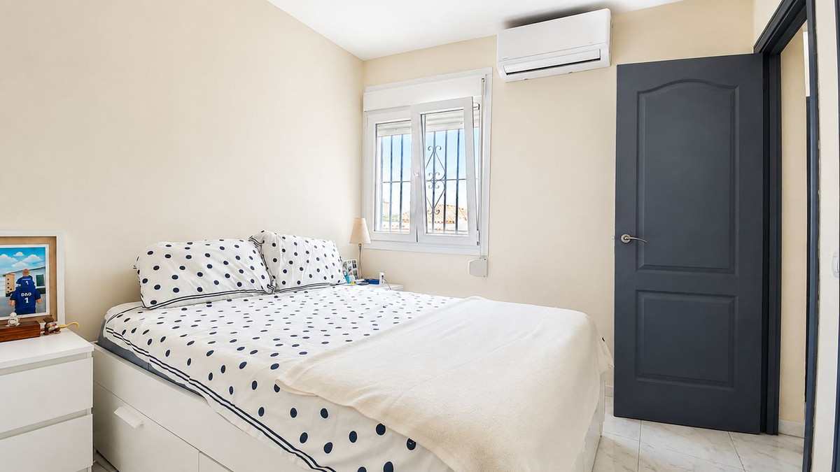 Villa for sale in Mijas
