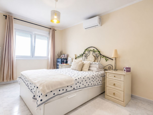 Villa for sale in Mijas