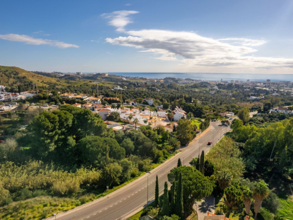 Villa for sale in Mijas