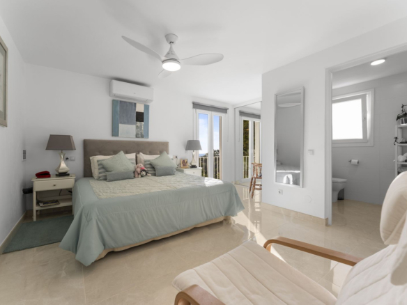 Villa for sale in Mijas