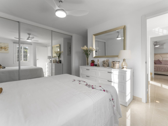 Villa for sale in Mijas