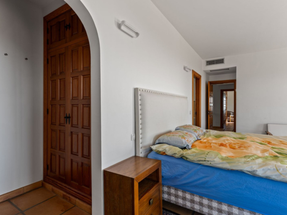 Villa for sale in Mijas