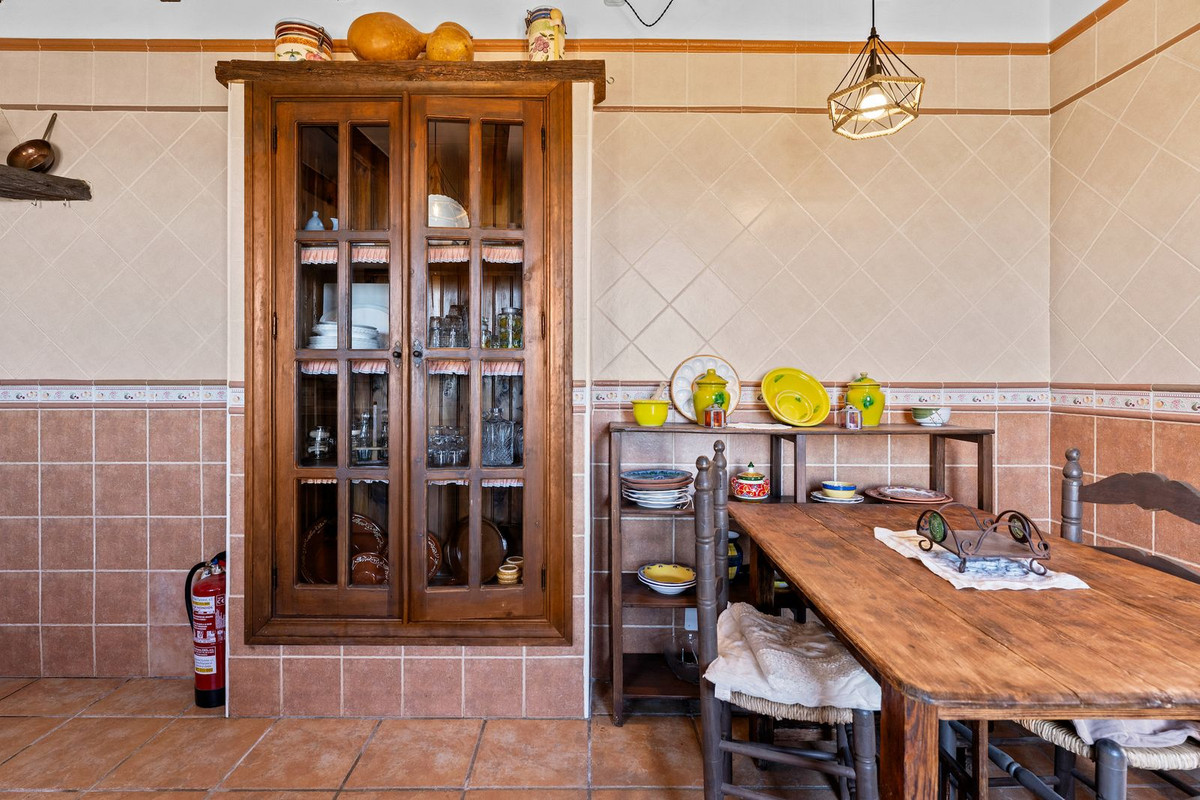 Villa for sale in Mijas