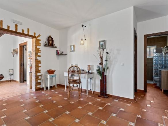 Villa for sale in Mijas