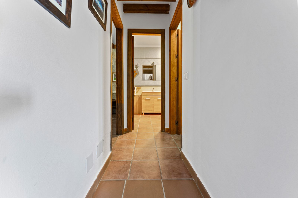 Villa for sale in Mijas