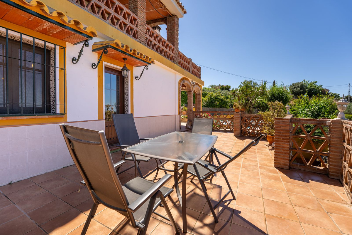 Villa for sale in Mijas