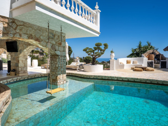 Villa for sale in Mijas