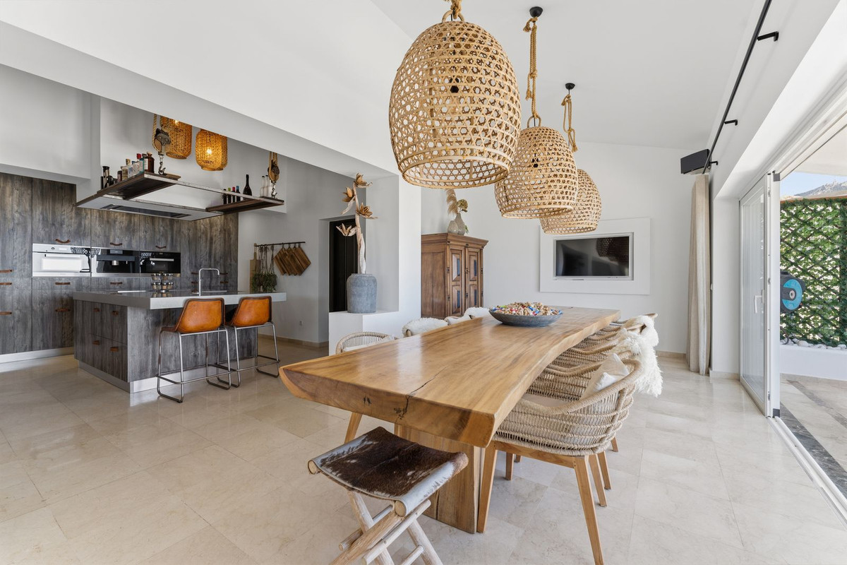 Villa for sale in Mijas