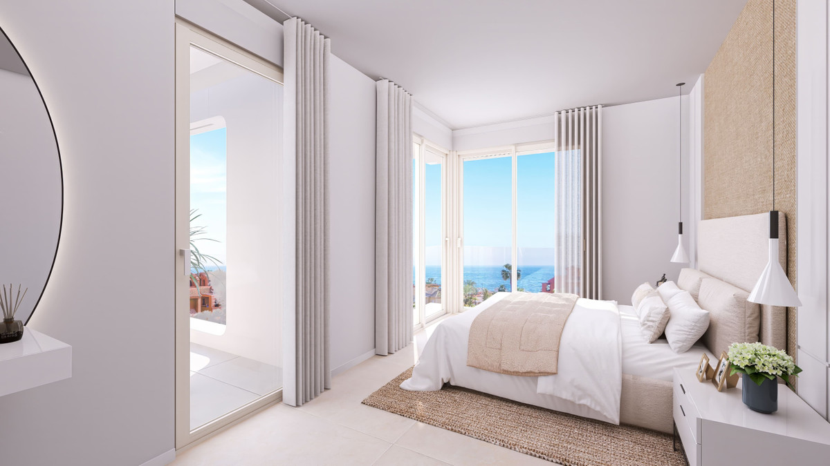 New Penthouse for sale in Estepona