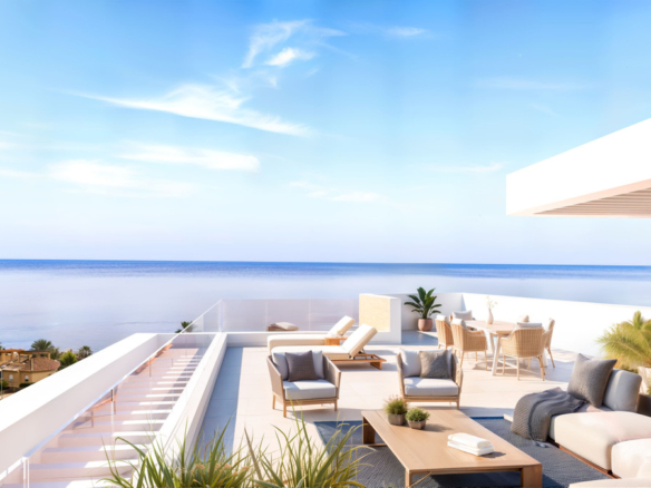 New Penthouse for sale in Estepona