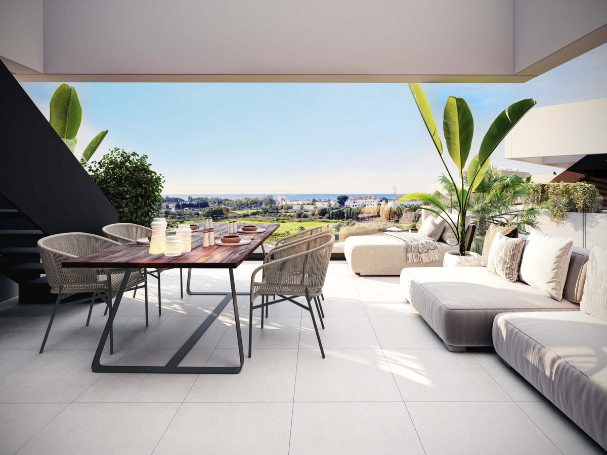 New Penthouse for sale in Estepona