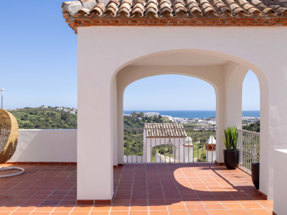 New Townhouse for sale in Estepona