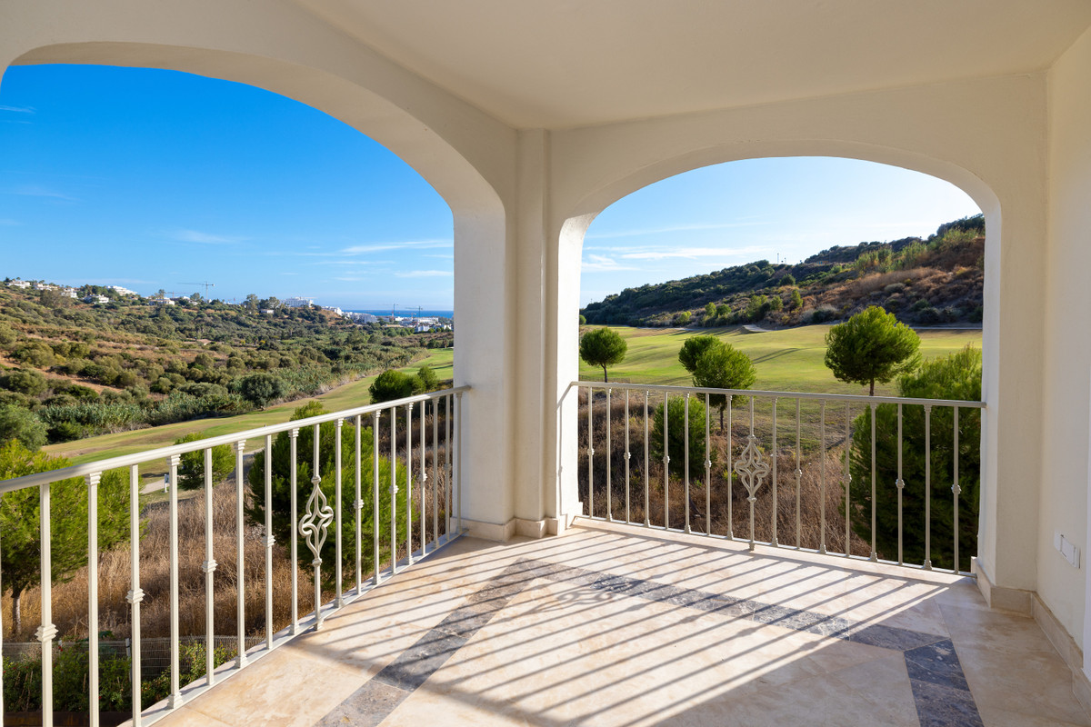 New Townhouse for sale in Estepona