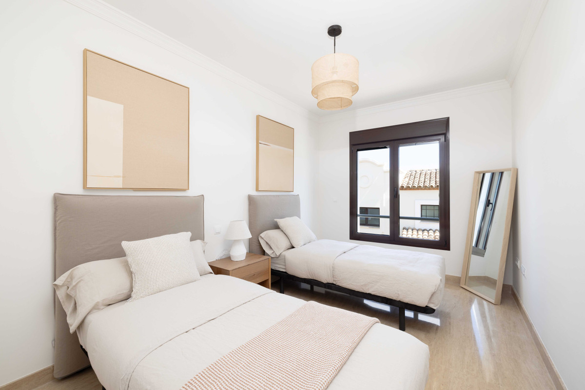 New Townhouse for sale in Estepona