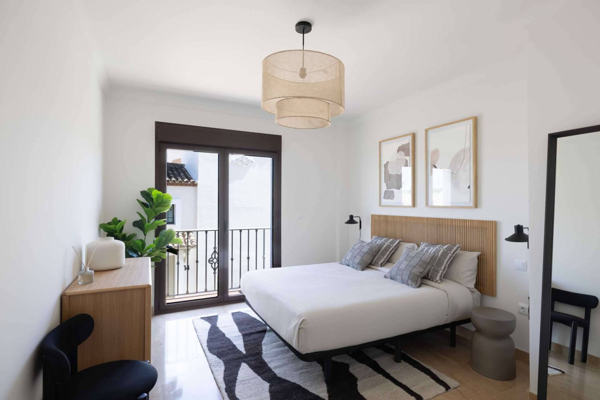 New Townhouse for sale in Estepona