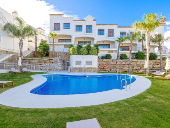 New Townhouse for sale in Estepona
