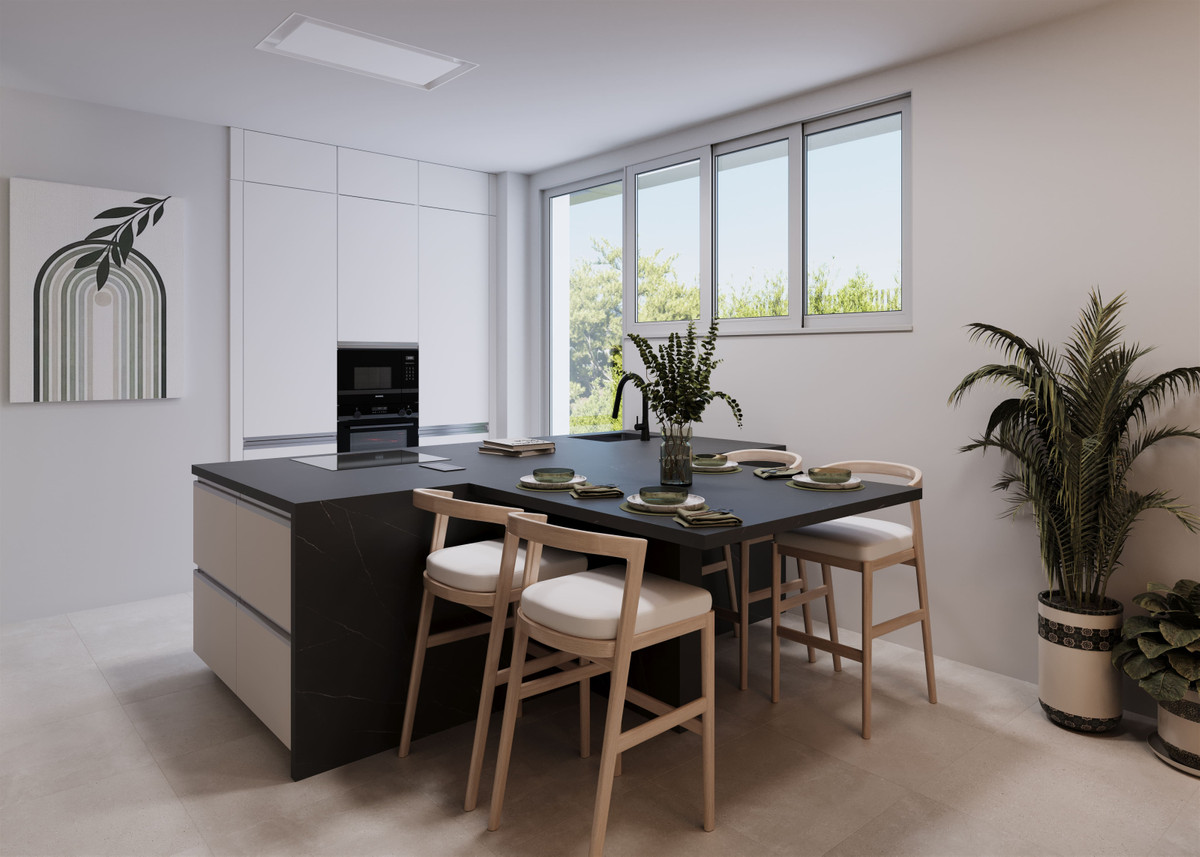 New Villa for sale in Estepona