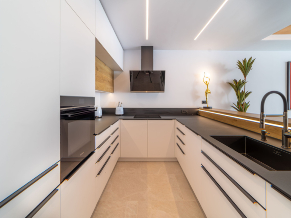 New Villa for sale in Marbella