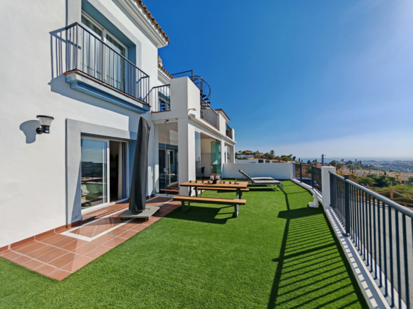 Apartment for sale in Benahavís