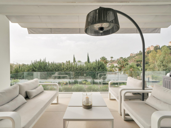Apartment for sale in Benahavís