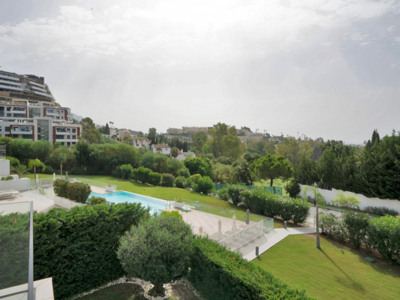 Apartment for sale in Benahavís