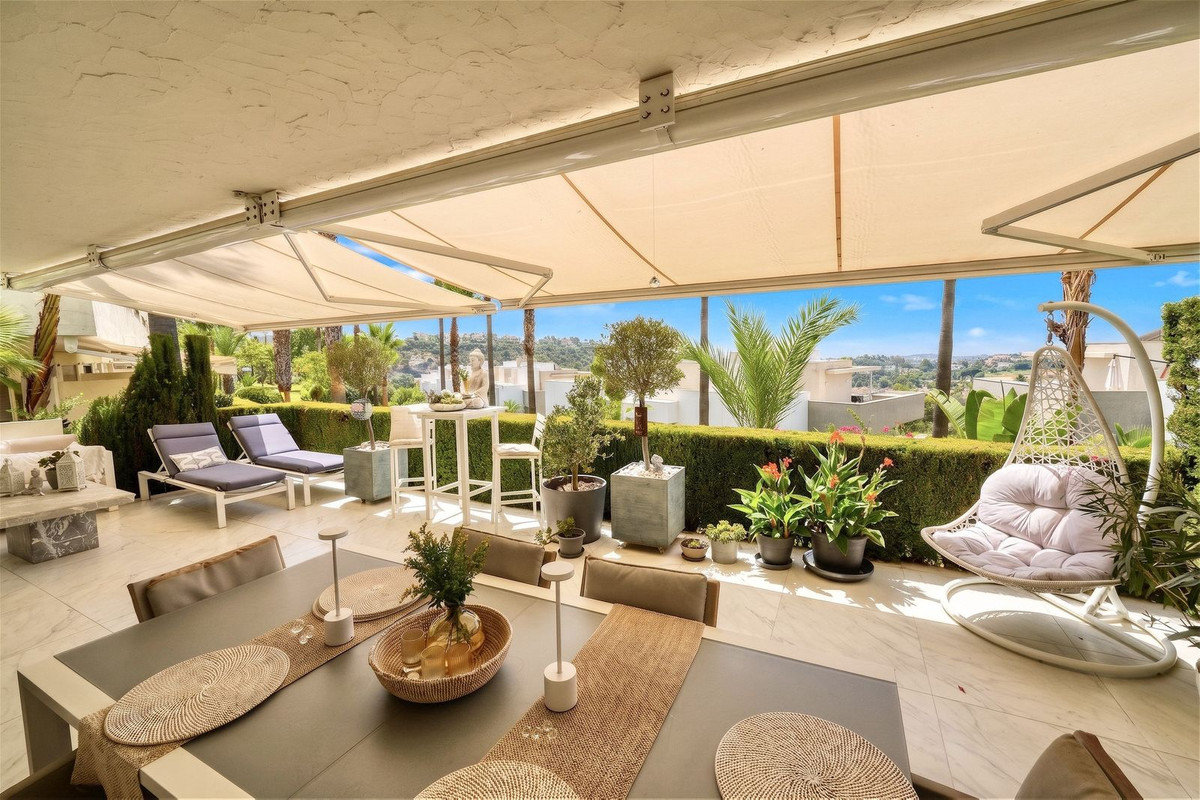 Apartment for sale in Benahavís
