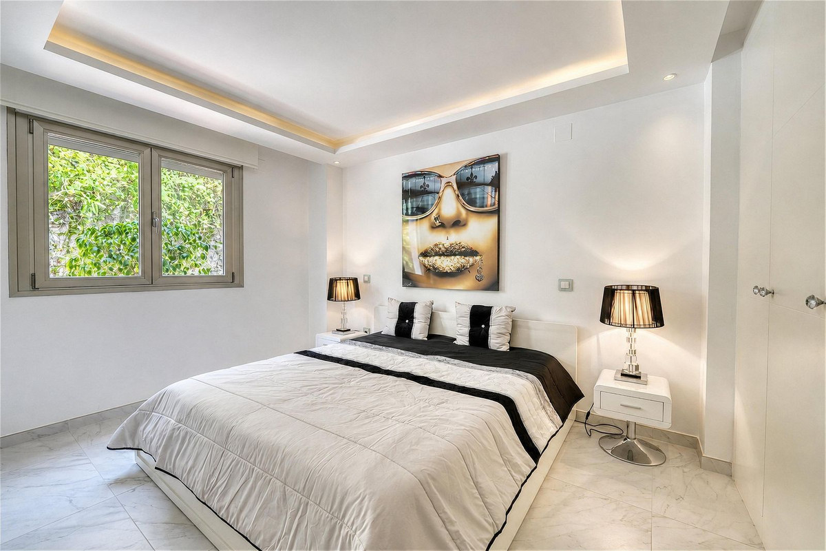 Apartment for sale in Benahavís